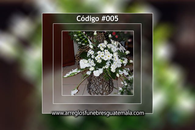 Envió de arreglos florales con forma de ángel para funerales